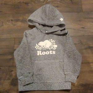 Kids Roots 3 sweaters